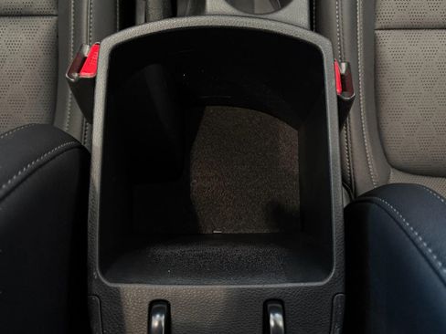 Used 2023 Kia Seltos EX image 40