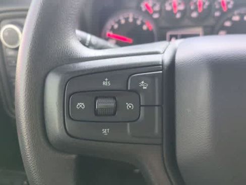 Used 2023 Chevrolet Silverado 1500 Custom image 24