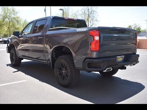 Used 2020 Chevrolet Silverado 1500 Custom Trail Boss image 6