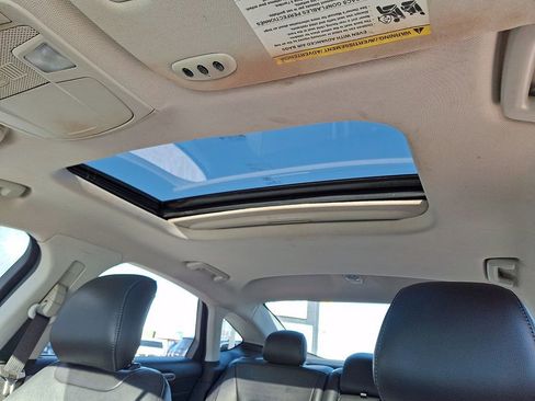 Used 2014 Ford Fusion SE w/ Equipment Group 202A image 14