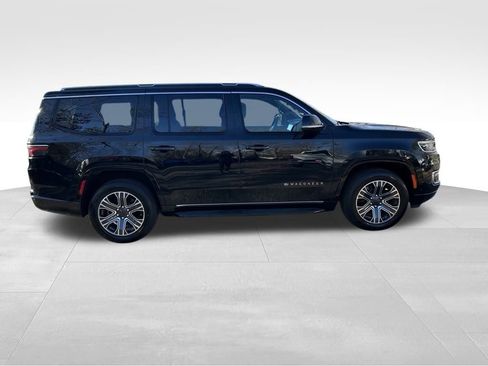 Used 2024 Jeep Wagoneer Series II image 7