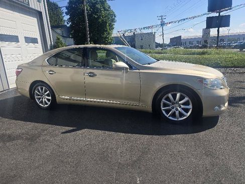 Used 2007 Lexus LS 460 RWD image 5