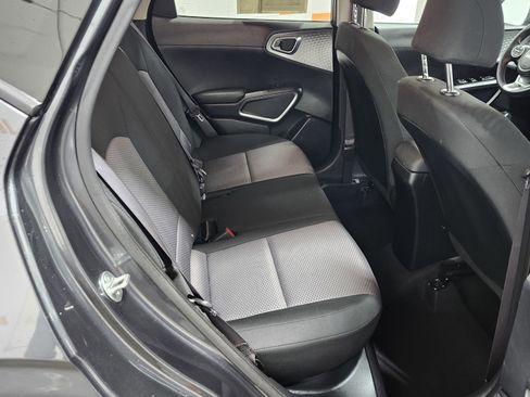 Used 2024 Kia Soul LX w/ Option Group 015 image 18