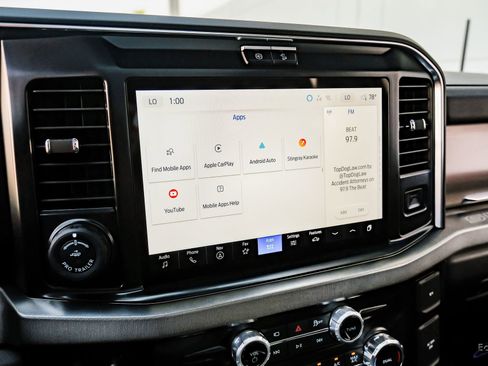 Used 2026 Ford F450 Platinum w/ FX4 Off-Road Package AWD/4WD image 89