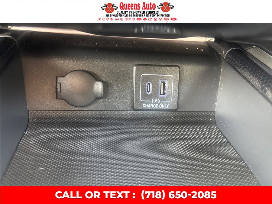 Used 2020 Nissan Pathfinder SL AWD/4WD image 52