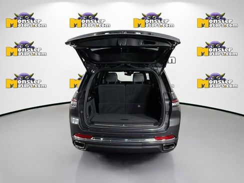 Used 2022 Jeep Grand Cherokee L Overland w/ Luxury Tech Group IV image 28