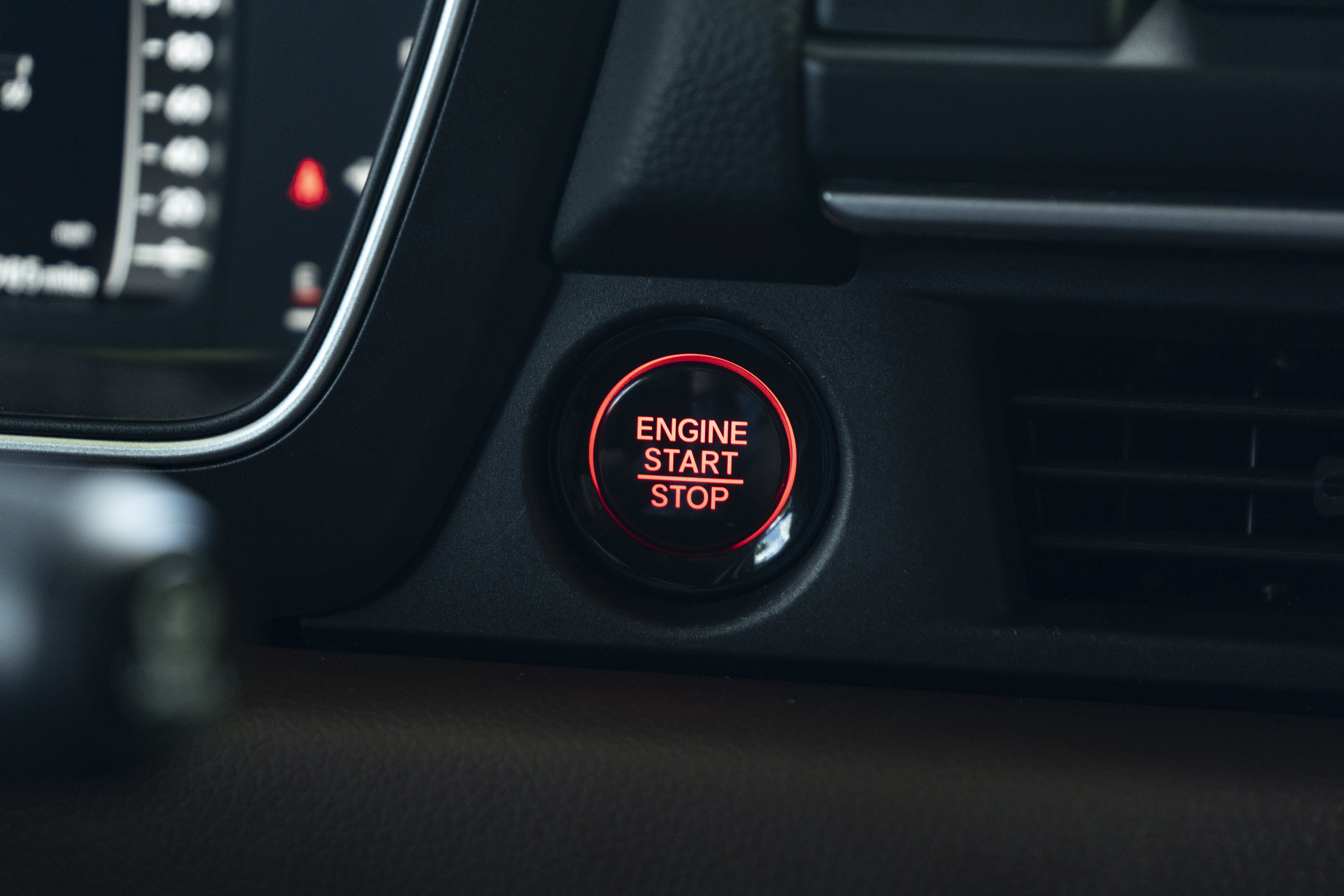 Certified 2025 Honda Pilot Elite image 26