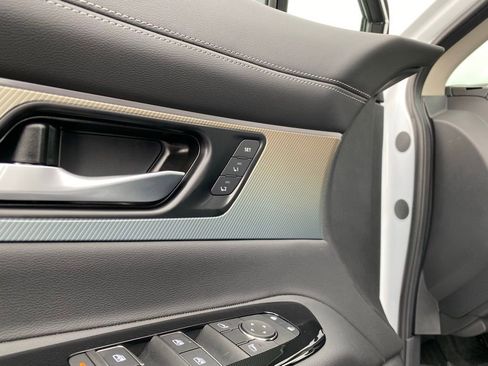 New 2025 Nissan Murano SL image 13