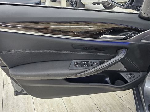 Used 2019 BMW 540i xDrive image 42