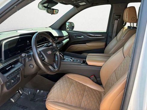 Used 2022 Cadillac Escalade Sport w/ Touring Package image 7