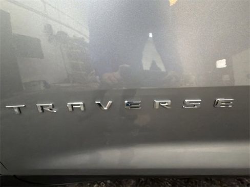 Certified 2025 Chevrolet Traverse LT image 33