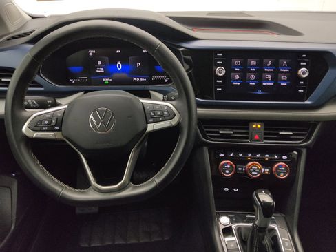 Used 2024 Volkswagen Taos SE FWD image 22