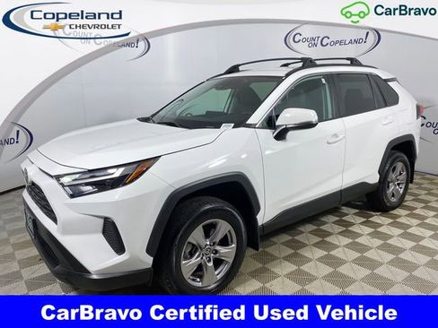 Used 2023 Toyota RAV4 XLE image 1