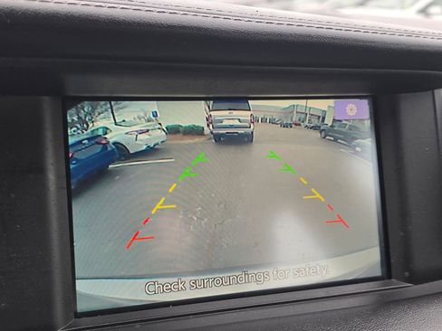 Used 2018 INFINITI QX30 Premium w/ Cargo Package image 26