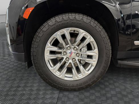 Used 2023 GMC Yukon SLT w/ SLT Premium Package AWD/4WD image 38
