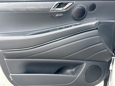 New 2026 Genesis GV80 3.5T Prestige image 10