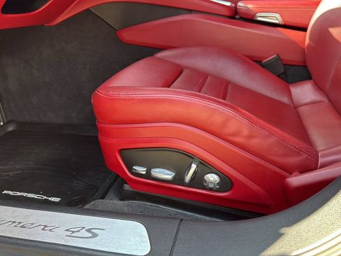Used 2021 Porsche Panamera 4S AWD/4WD image 10