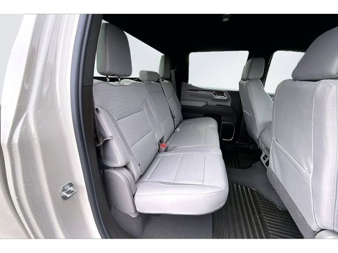 New 2026 GMC Sierra 1500 SLE image 10