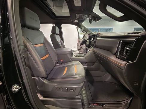 Used 2024 GMC Sierra 2500 AT4 w/ AT4 Premium Plus Package image 14