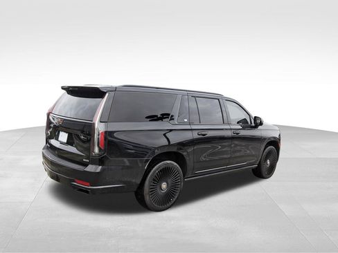 Certified 2024 Cadillac Escalade ESV Premium Luxury w/ Performance Package image 4