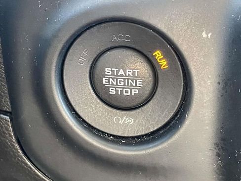 Used 2019 Jeep Wrangler Unlimited Sport S image 21