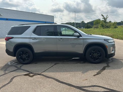 Used 2023 Chevrolet Traverse LS w/ Midnight/Sport Edition AWD/4WD image 6