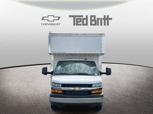 New 2025 Chevrolet Express 4500 Extended w/ Power Convenience Package image 5