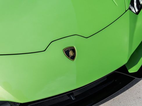 Used 2023 Lamborghini Huracan EVO image 22