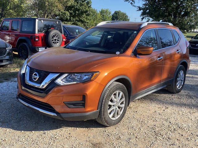 Used 2017 Nissan Rogue SV AWD/4WD image 9