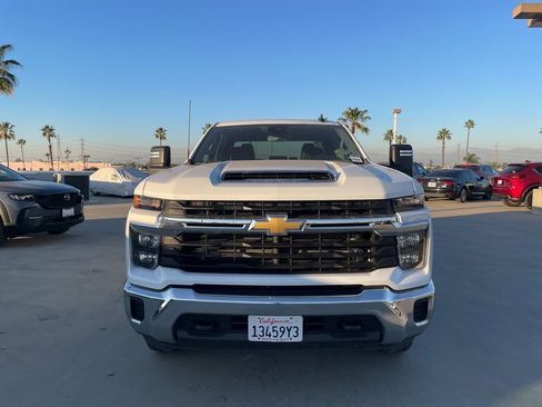Used 2024 Chevrolet Silverado 2500 LT image 6