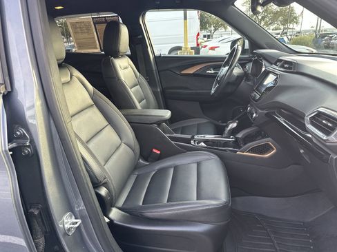 Used 2022 Chevrolet TrailBlazer ACTIV w/ Sun and Liftgate Package image 22