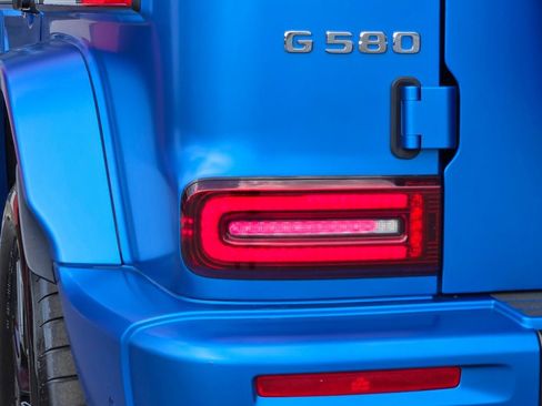 Used 2025 Mercedes-Benz G 580 w/ EQ Technology image 11