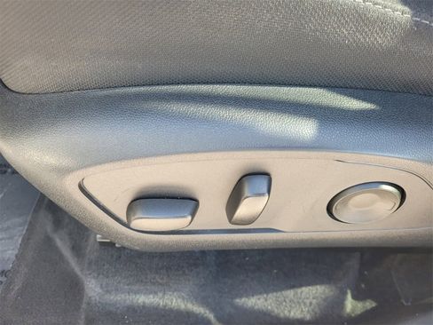 Certified 2025 GMC Acadia Elevation image 6