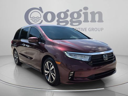 Certified 2021 Honda Odyssey Touring image 8