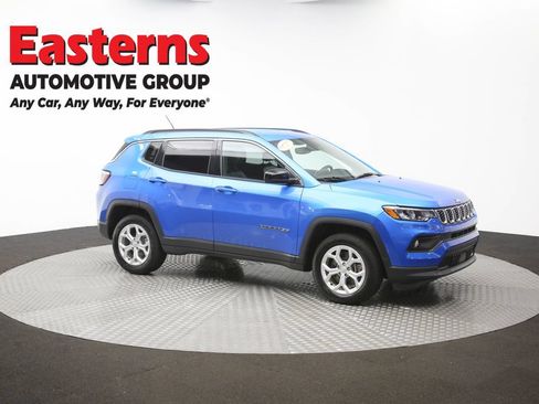 Used 2024 Jeep Compass Latitude AWD/4WD image 42