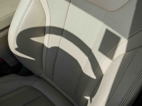 Used 2023 BMW 330e w/ Driving Assistance Package image 22