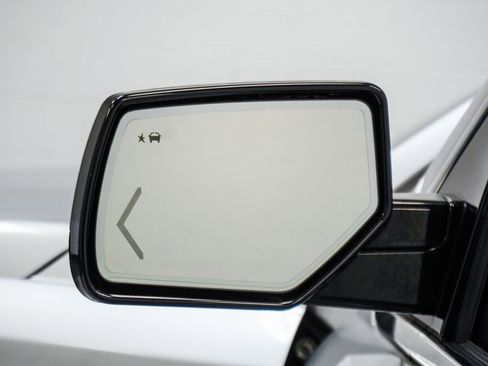 Used 2020 GMC Yukon XL Denali image 17