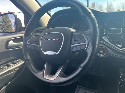 Used 2022 Dodge Durango SXT image 26