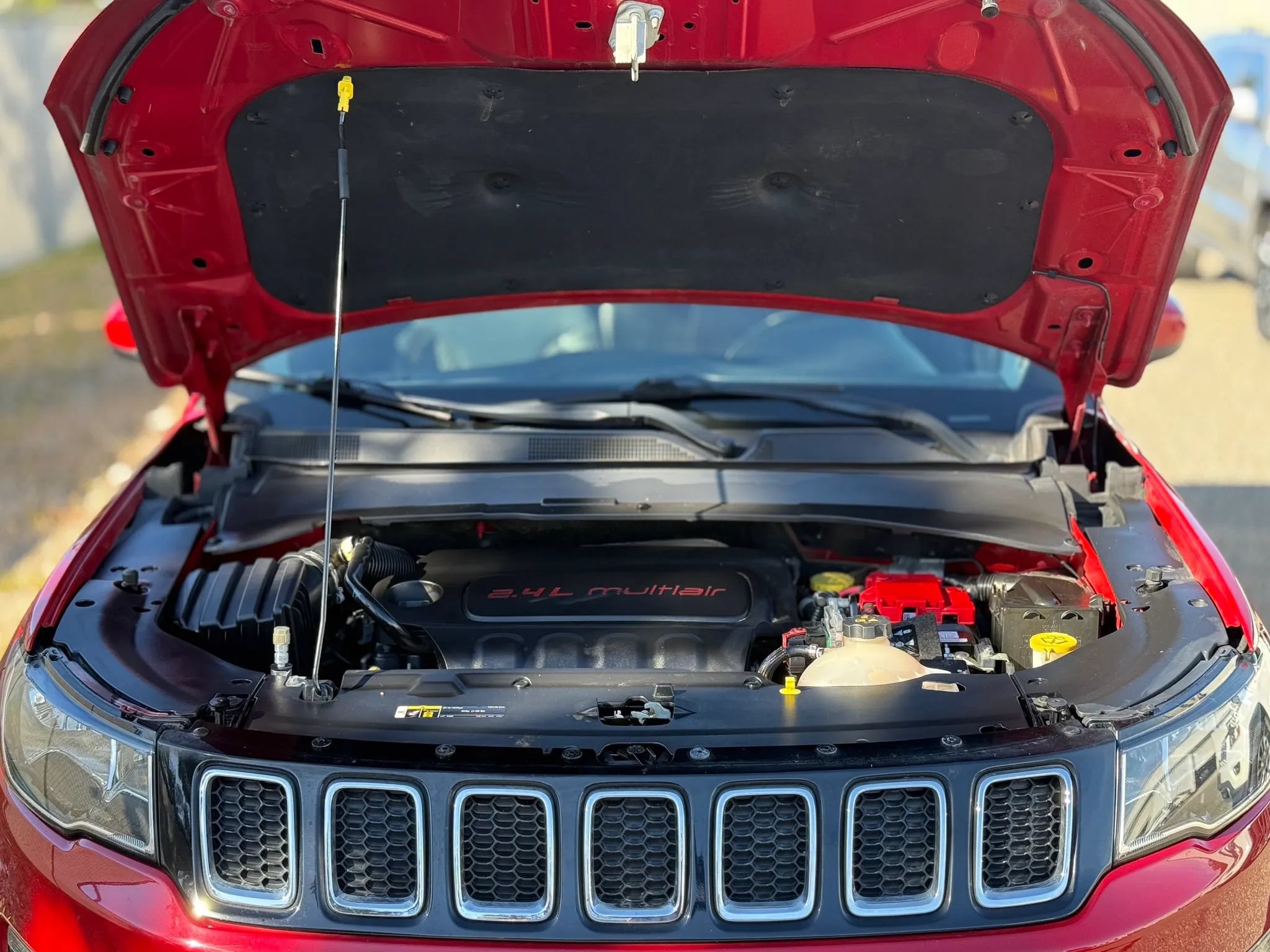 Used 2020 Jeep Compass Latitude w/ Cold Weather Group AWD/4WD image 29
