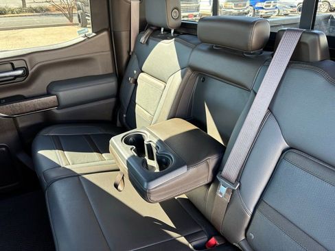 Used 2022 GMC Sierra 1500 Denali image 28