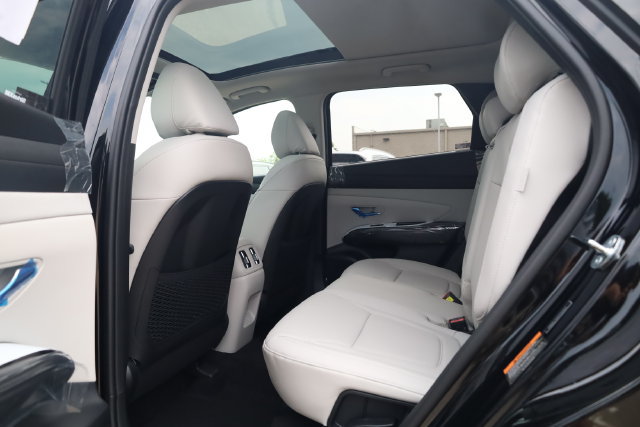 New 2026 Hyundai Tucson Limited AWD/4WD image 23