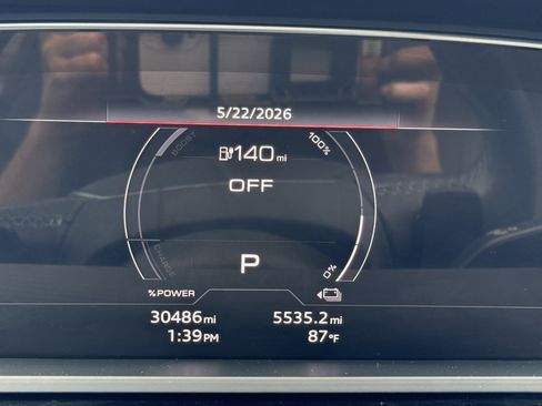 Used 2024 Audi Q8 e-tron Premium Plus w/ Premium Plus Package AWD/4WD image 20