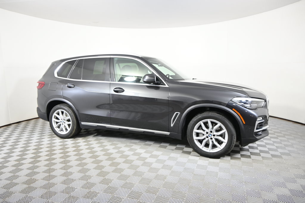 Used 2019 BMW X5 xDrive40i w/ Premium Package 2 AWD/4WD image 8