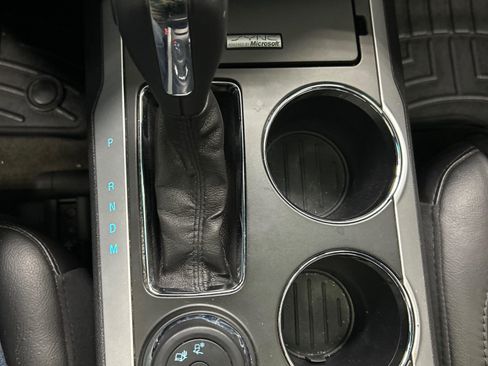 Used 2013 Ford Explorer XLT AWD/4WD image 16