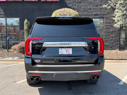 Used 2023 GMC Yukon XL Denali w/ Denali Reserve Package image 14