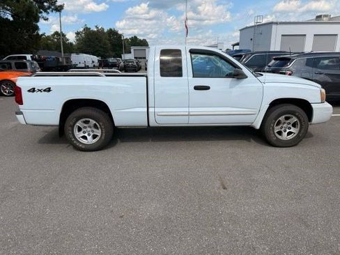 Used 2005 Dodge Dakota Laramie w/ Sport Appearance Group AWD/4WD image 6