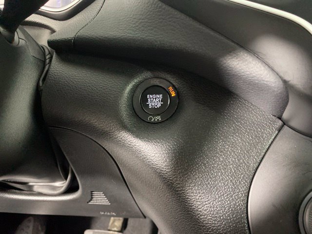 Used 2019 Jeep Cherokee Latitude Plus w/ Cold Weather Group AWD/4WD image 26
