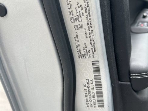 Certified 2023 Jeep Grand Cherokee L Laredo AWD/4WD image 45