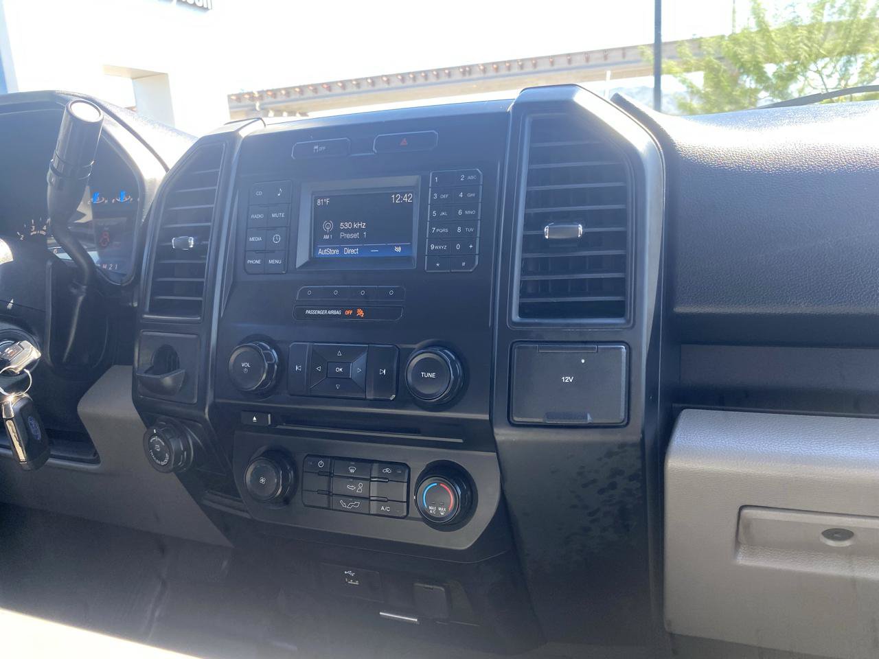 Used 2017 Ford F150 XL w/ Equipment Group 101A Mid RWD image 16