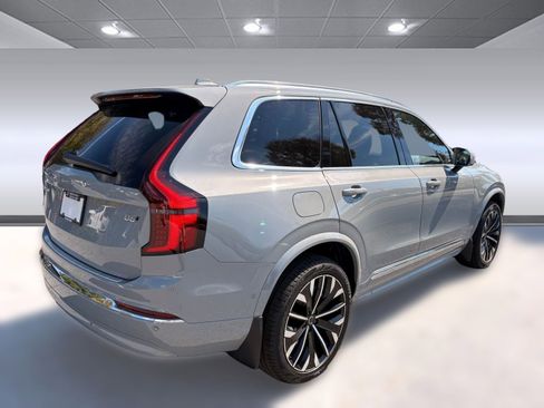 New 2026 Volvo XC90 B6 Plus w/ Protection Package image 9